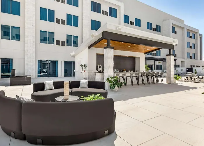 Cambria Hotel Waco University Riverfront